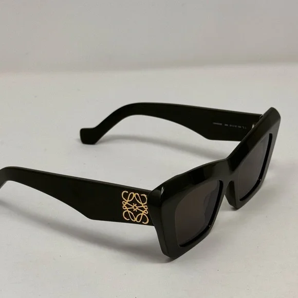 💯Authentic Loewe Beveled Car Eye olive green sunglasses - Picture 3 of 6